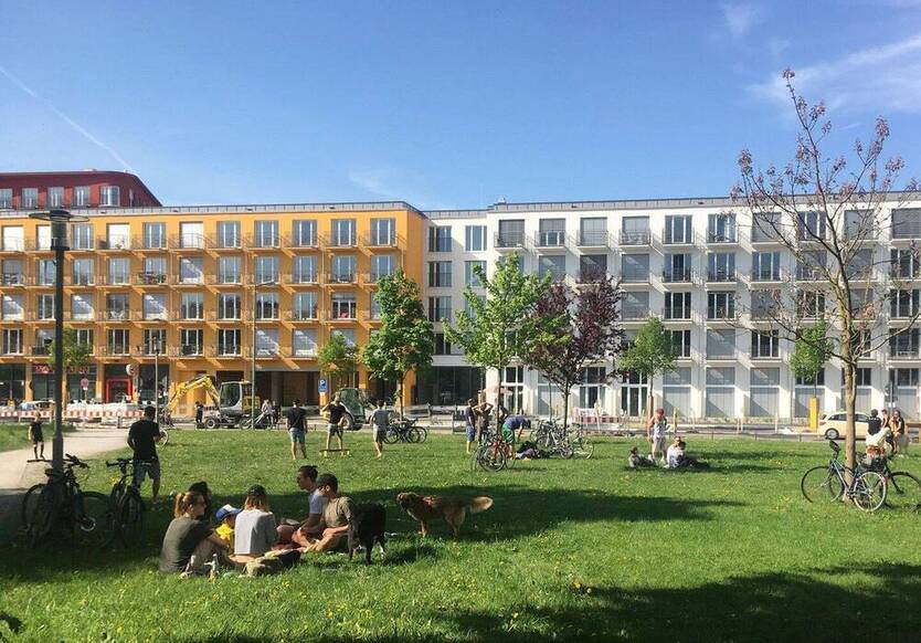 Helles Appartment 24qm mit Balkon im Textilviertel