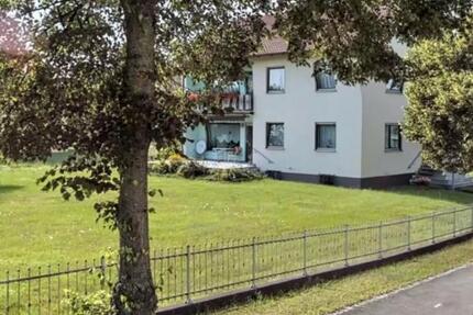 Zweifamilienhaus mit großem Garten