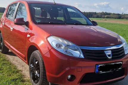 Dacia Sandero 201.000 km 1.900 &euro; Thierhaupten 86672
