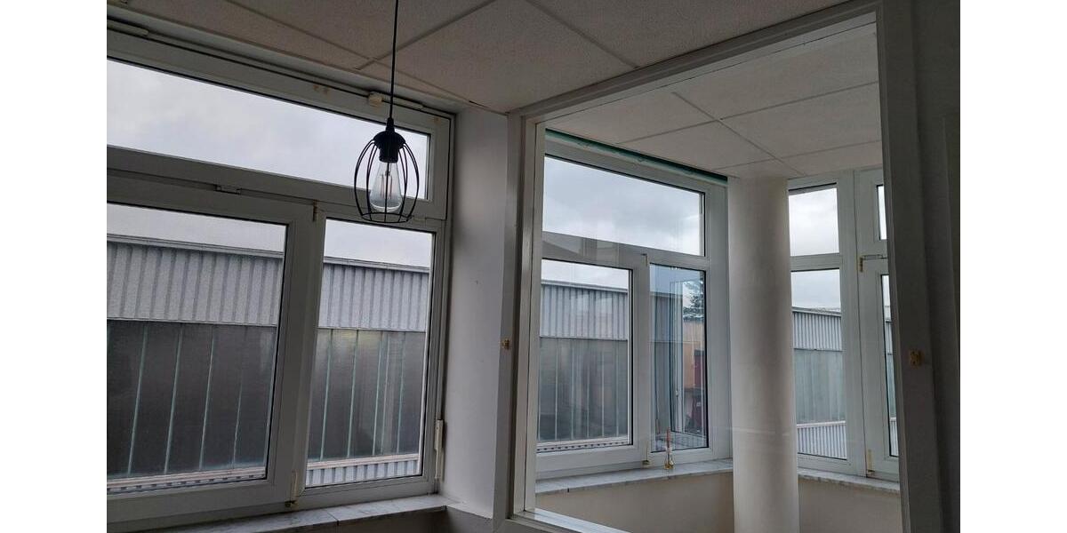 Hochparterre Königsbrunn - 3 Zimmer, 80 m&sup2;, 1.100&euro; | Angebot:26111101