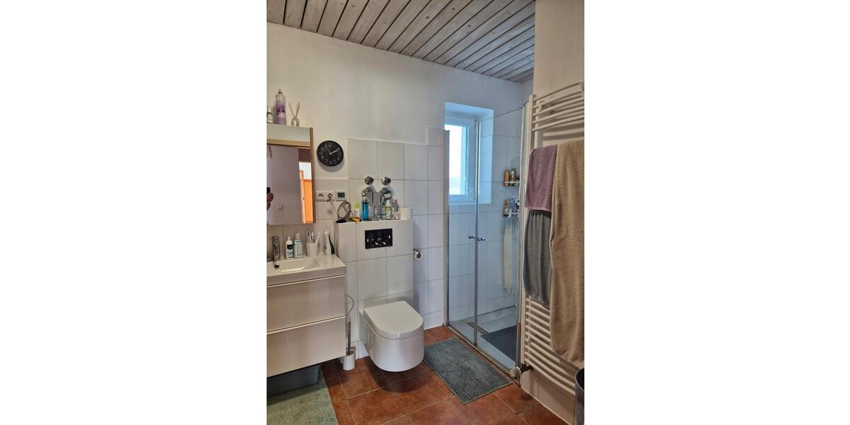 Etagenwohnung Moorenweis - 4 Zimmer, 104 m&sup2;, 1.300&euro; | Angebot:25641038