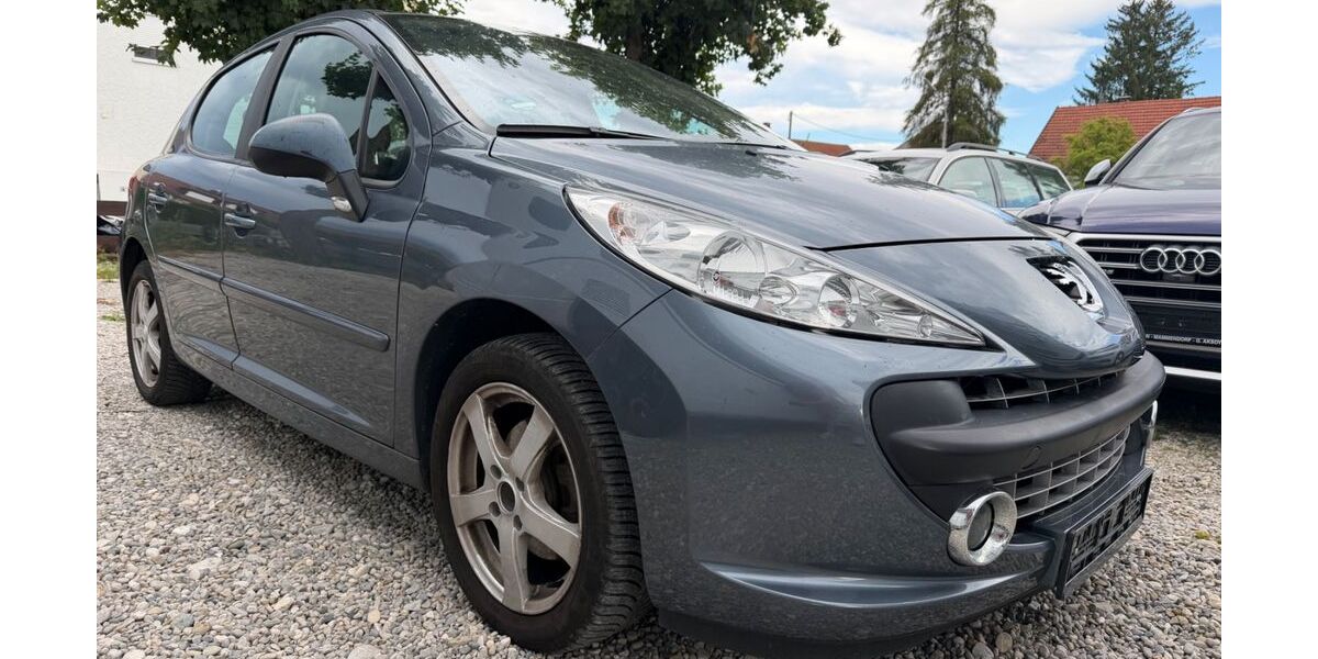 Peugeot 207 150.000 km 5.850 &euro; Mammendorf 82291