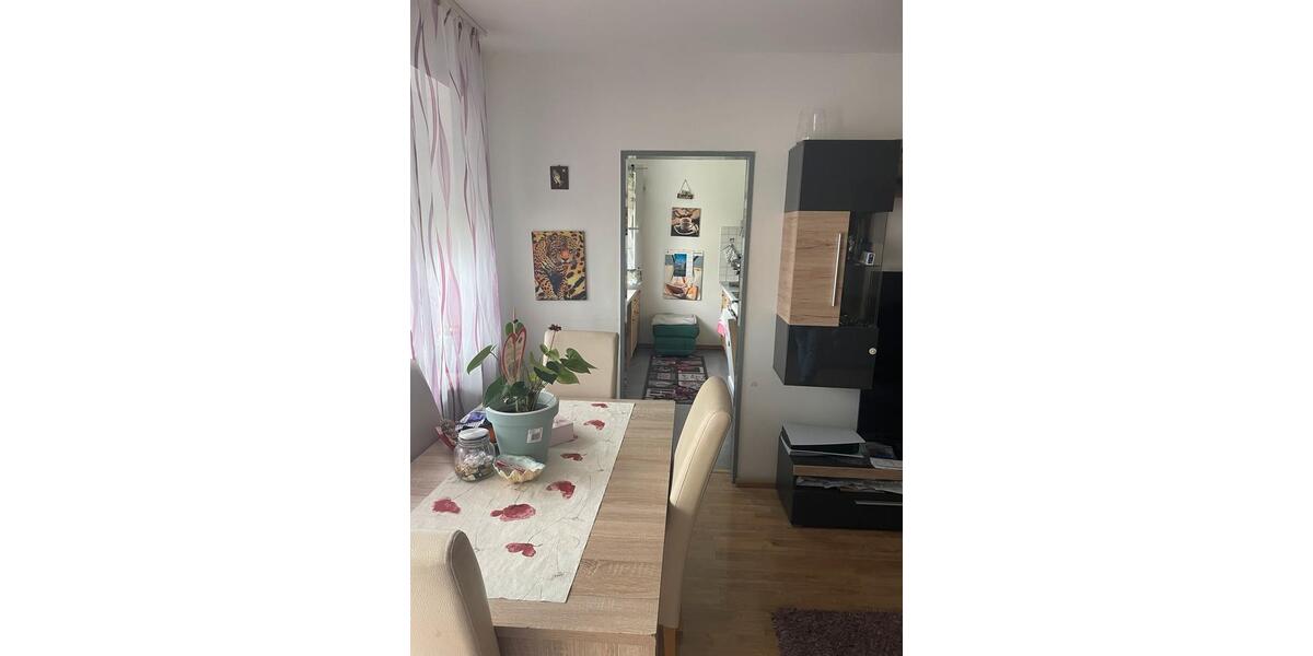 Hochparterre Augsburg Haunstetten-Siebenbrunn - 3 Zimmer, 74 m&sup2;, 349.000&euro; | Angebot:26416038