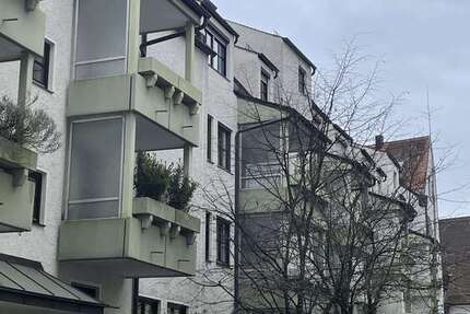 Wohnung Augsburg - 2 Zimmer, 77 m&sup2;, 326.000&euro; | Angebot:25276840