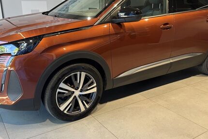 Peugeot 5008 34.198 km 25.650 &euro; Augsburg 86179
