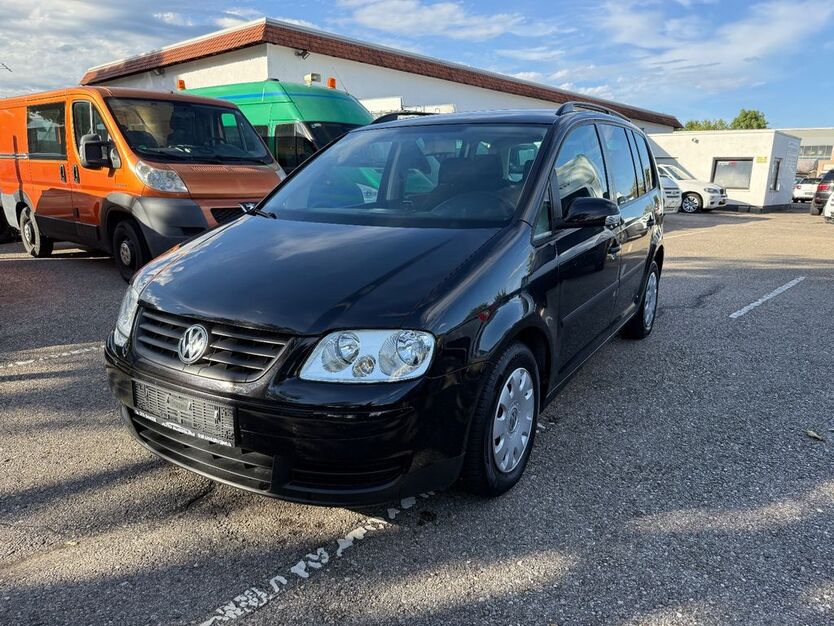 VW Touran 248.000 km 2.800 € Friedberg 86316