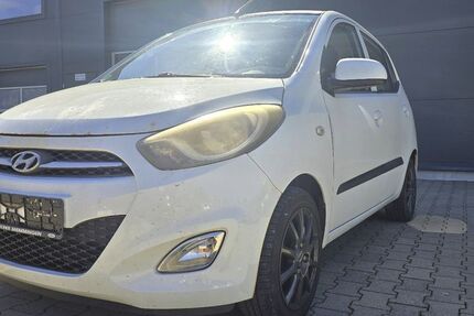 Hyundai i10 125.000 km 1.290 &euro; Augsburg 86167