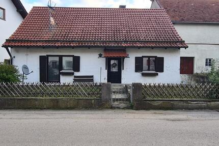 Kleines Haus mit Garten 4 zimmer