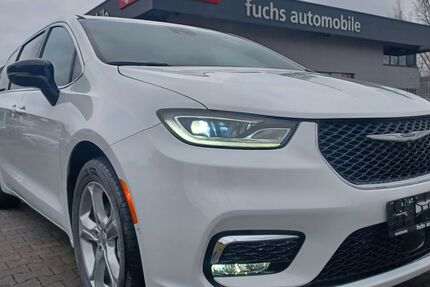 Chrysler Pacifica 7.643 km 50.490 &euro; Augsburg 86165