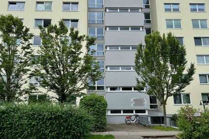 Wohnung zum Mieten in Königsbrunn 910 € 83 m²