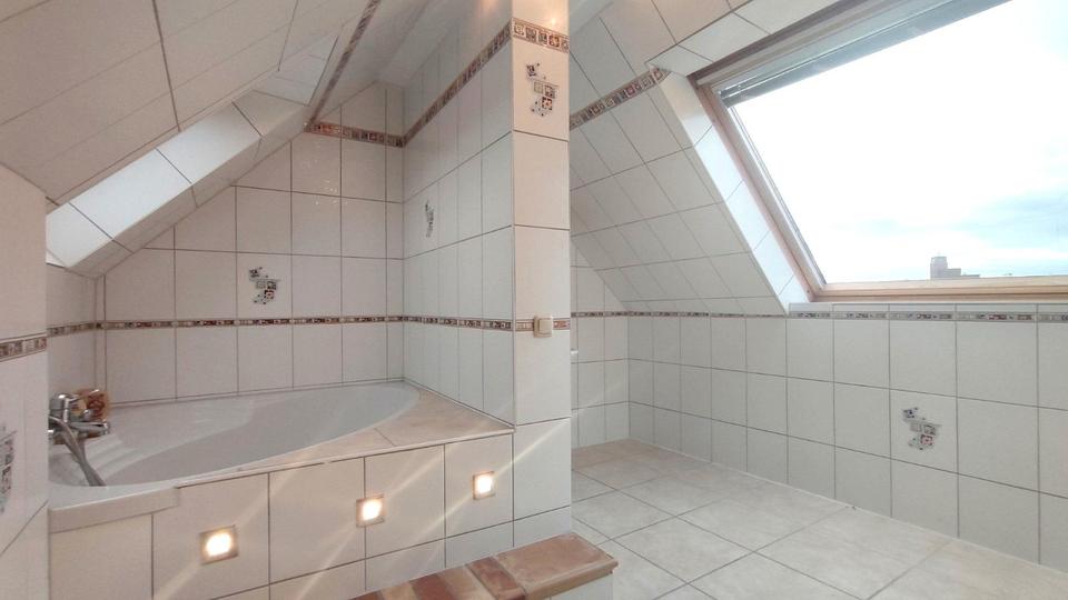 Dachgeschoßwohnung Augsburg Oberhausen - 3 Zimmer, 98 m&sup2;, 343.333&euro; | Angebot:26425419
