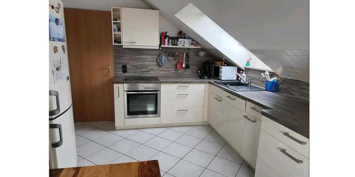 Dachgeschoßwohnung Dasing - 4 Zimmer, 84 m&sup2;, 1.250&euro; | Angebot:26645200