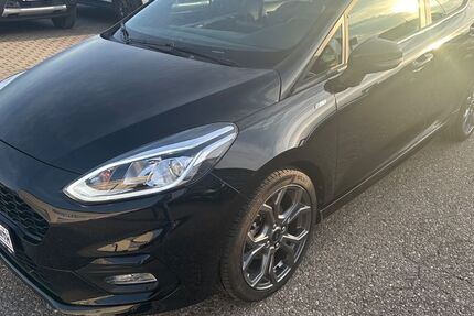 Ford Fiesta 33.100 km 15.980 &euro; Wertingen 86637
