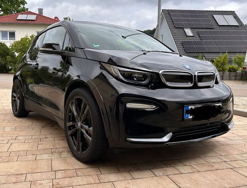 i3