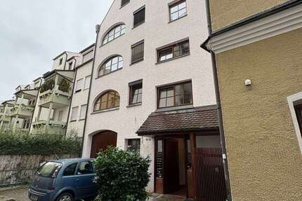 Wohnung zum Mieten in Augsburg 1.288 € 92 m²