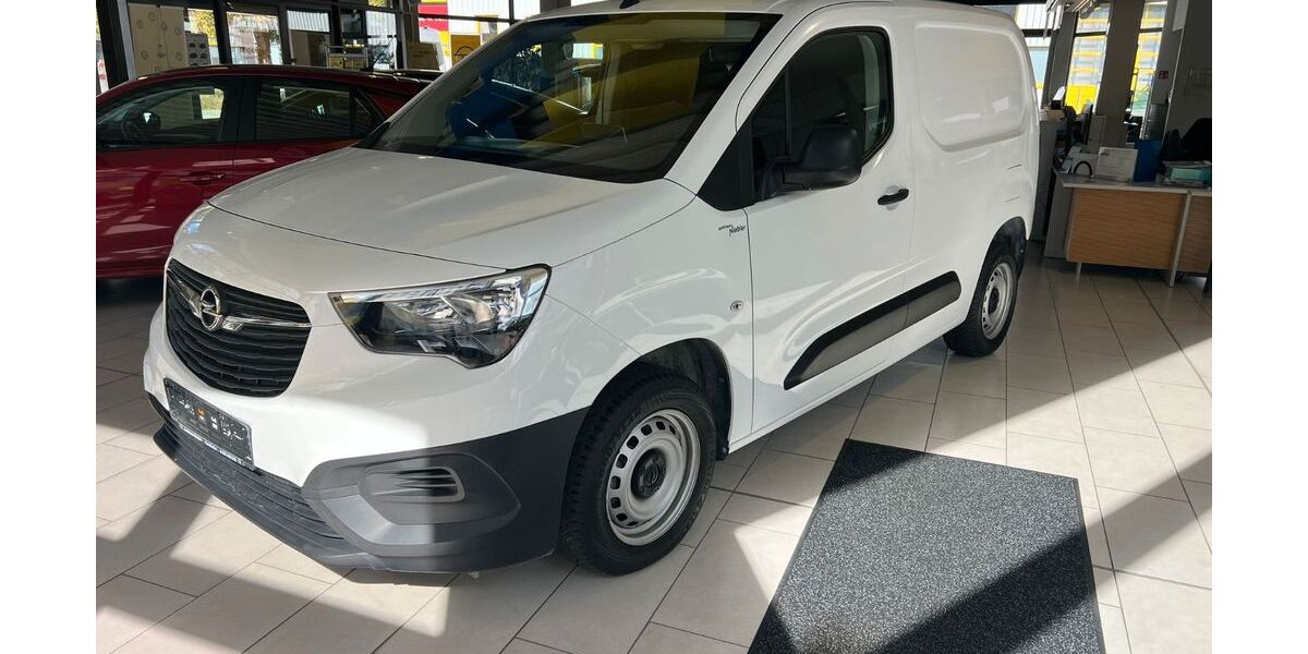 Opel Combo 10.503 km 16.400 &euro; Gersthofen 86368