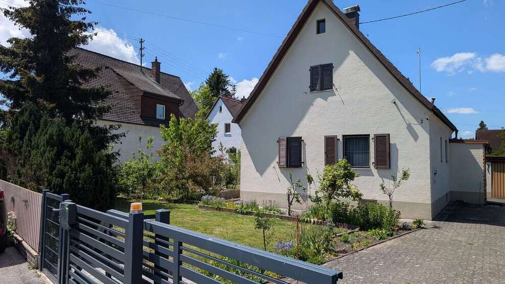 Haus zum Kaufen in Augsburg 489.000 € 91 m²