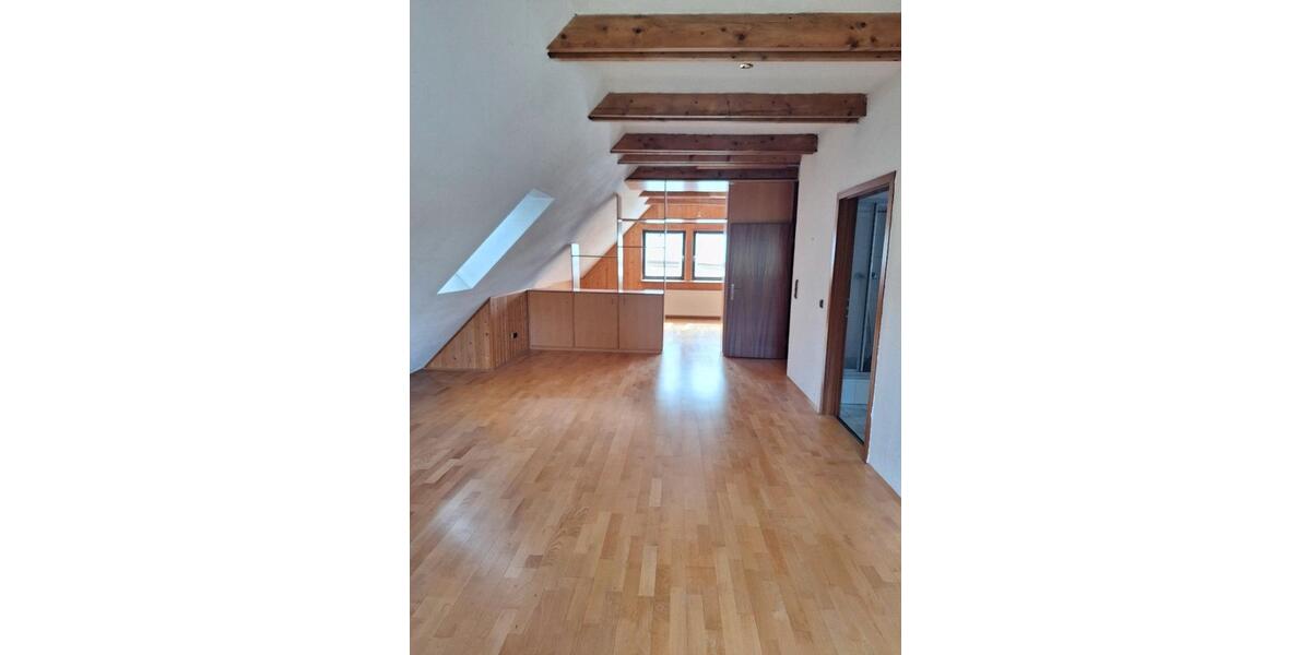 Mehrfamilienhaus, Wohnhaus Augsburg Bergheim - 6 Zimmer, 200 m&sup2;, 650.000&euro; | Angebot:26815381