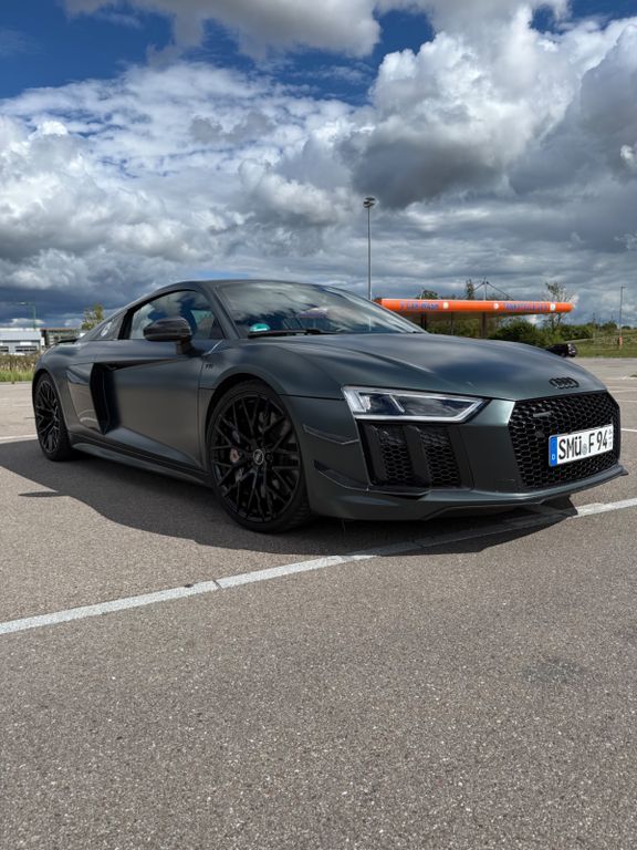 R8