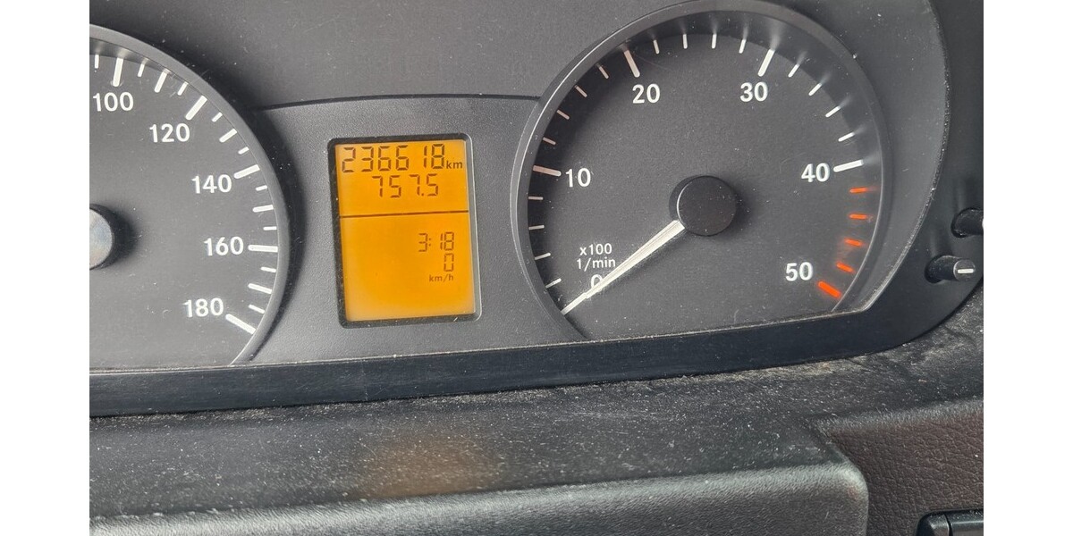 Mercedes-Benz Sprinter 236.620 km 15.000 &euro; Großaitingen 86845