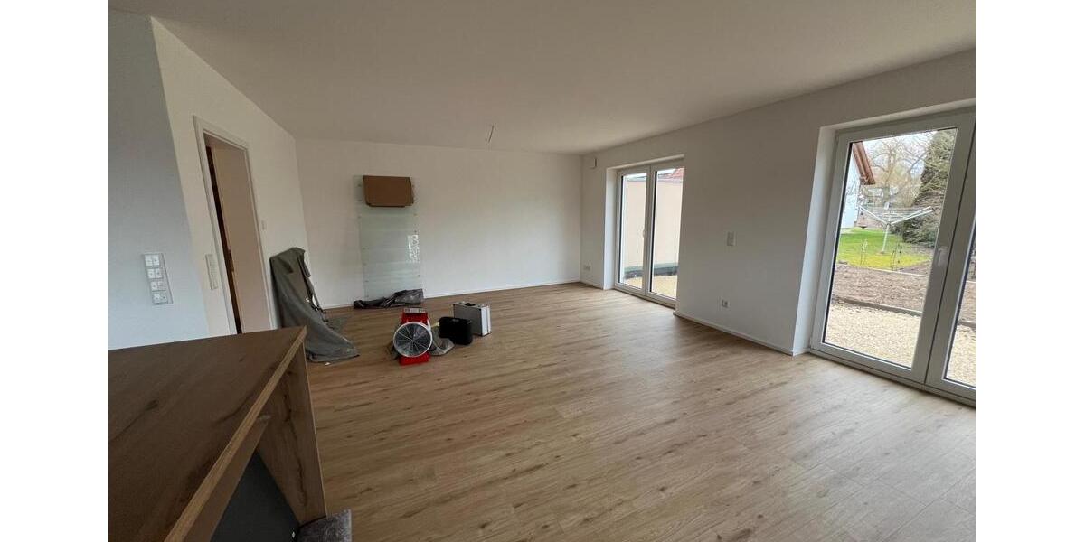 Doppelhaushälfte Wertingen - 6.5 Zimmer, 172 m&sup2;, 1.800&euro; | Angebot:26552988