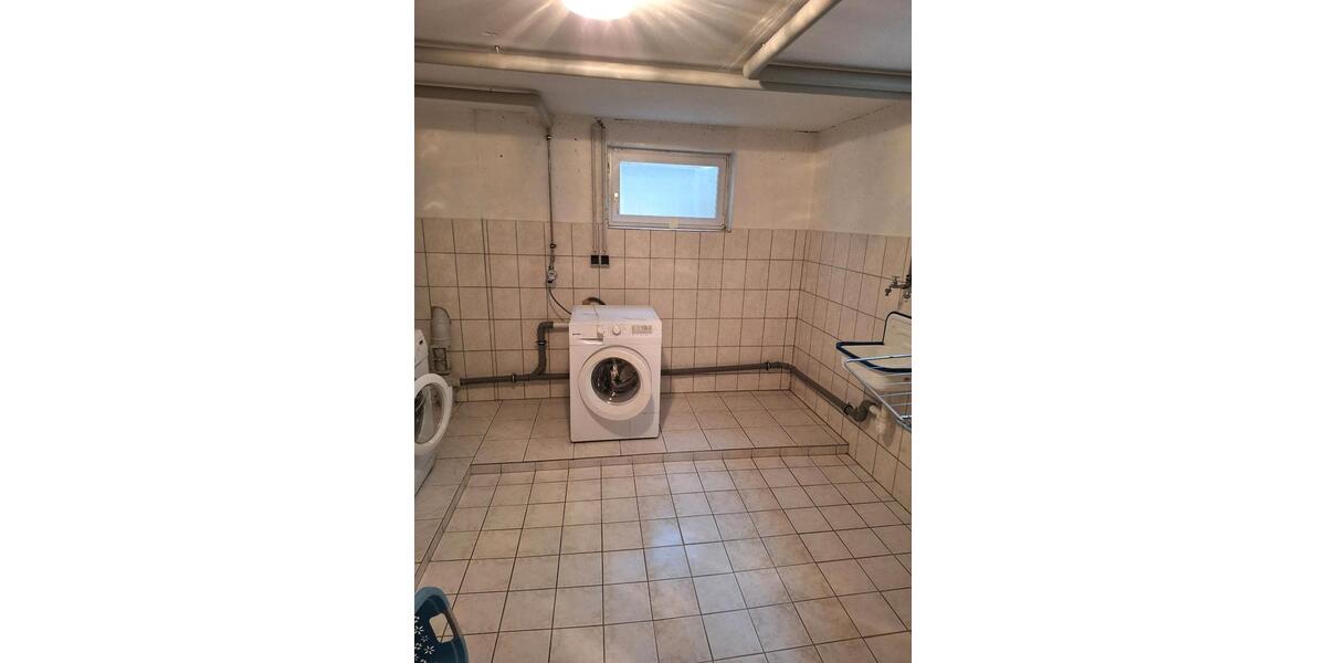 Dachgeschoßwohnung Merching - 1 Zimmer, 43 m&sup2;, 700&euro; | Angebot:25445187
