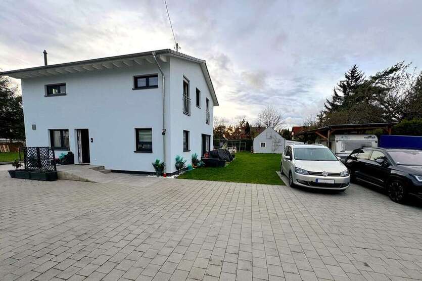 Haus zum Kaufen in Augsburg 949.000 € 160 m²