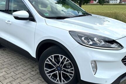 Ford Kuga 31.000 km 18.990 € Dinkelscherben 86424