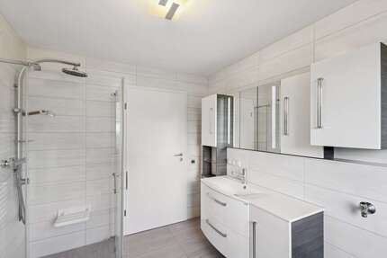 Wohnung zum Kaufen in Petersdorf 247.000 € 99.72 m² 3 zimmer