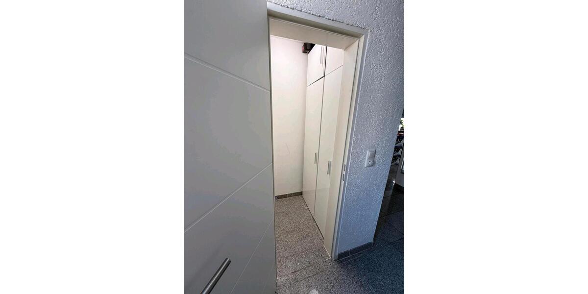 Etagenwohnung Augsburg Pfersee - 4.5 Zimmer, 96 m&sup2;, 469.000&euro; | Angebot:27120291