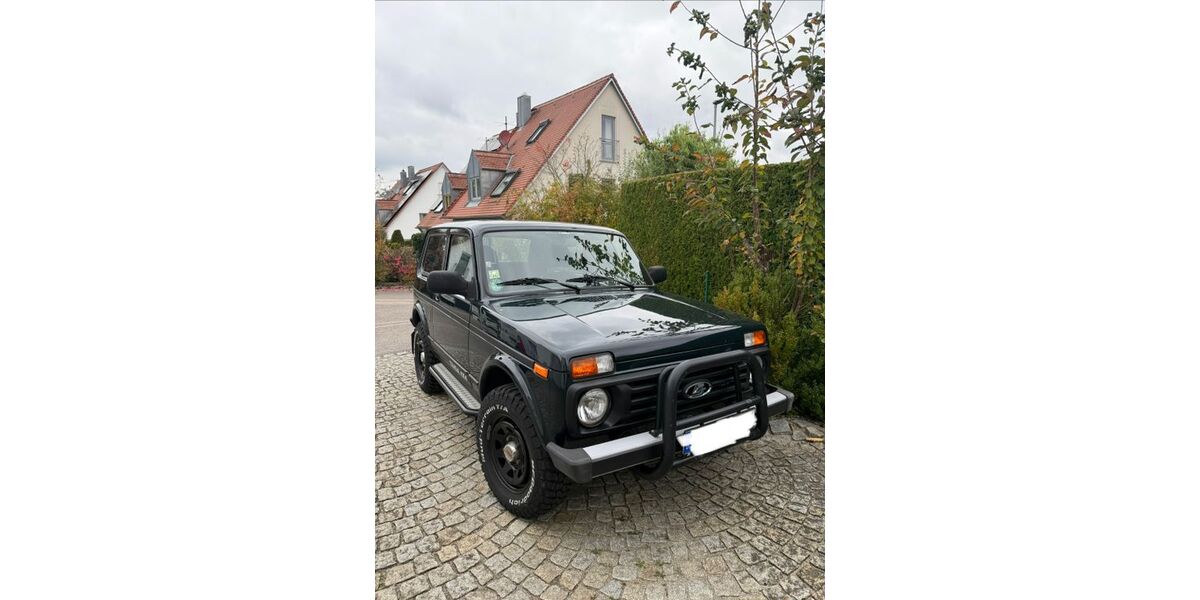 Lada Taiga 23.000 km 15.000 € Neusäß 86356