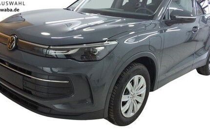 VW Tiguan 8.868 km 41.390 &euro; Gersthofen 86368