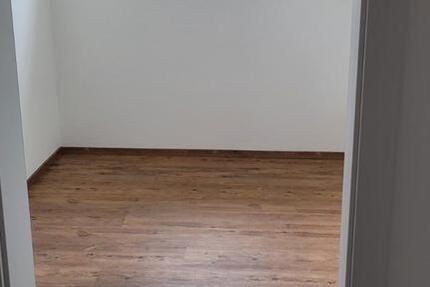 Wohnung Holzheim - 3.5 Zimmer, 95 m&sup2;, 750&euro; | Angebot:26007901