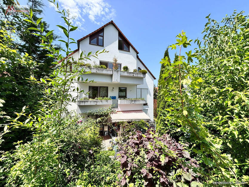 Vermietete 2- Zimmer-Wohnung mit Balkon und Tiefgaragen-Stellplatz