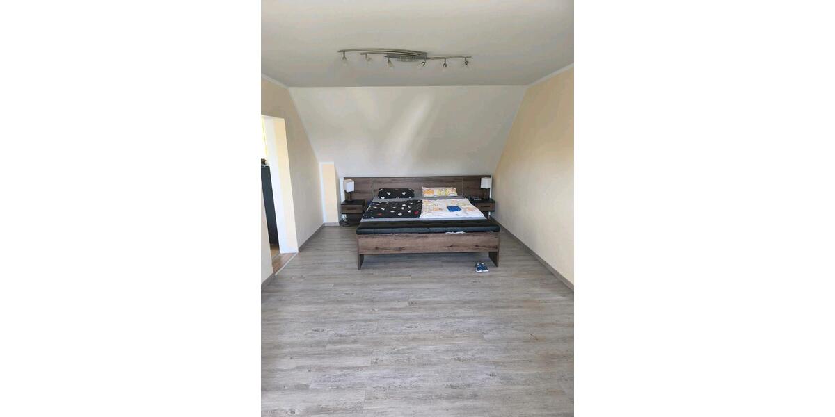 Einfamilienhaus Moorenweis - 6 Zimmer, 200 m&sup2;, 640.000&euro; | Angebot:26701130