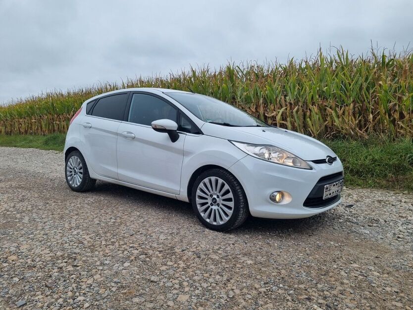 Ford Fiesta 230.650 km 2.690 € Sielenbach 86577