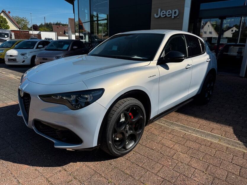 Alfa Romeo Stelvio 3.000 km 59.890 € Diedorf / Augsburg 86420