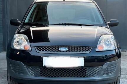 Ford Fiesta 64.100 km 3.980 &euro; Baar 86674