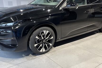 Peugeot 308 6.000 km 32.990 &euro; Augsburg 86179
