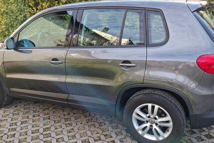VW Tiguan 73.253 km 15.500 € Neusäß 86356