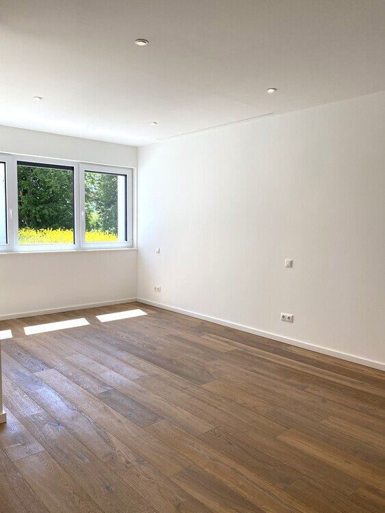 familienfreundliche moderne Erdgeschosswohnung mit Gartenanteil 4 zimmer