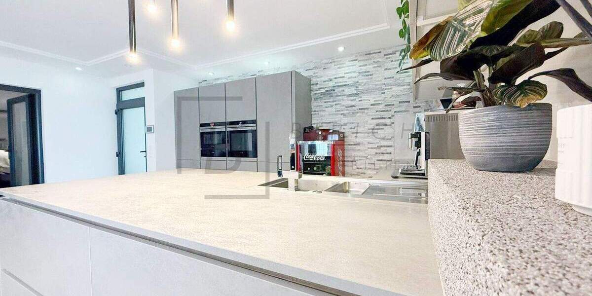 Mehrfamilienhaus, Wohnhaus Bobingen - 6 Zimmer, 193 m&sup2;, 1.260.000&euro; | Angebot:23960233