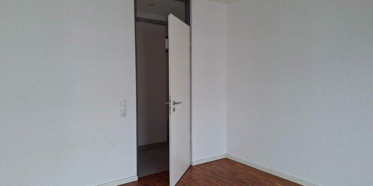 Toplage! Neuwertige 96qm-Wohnung im Prinz-Karl-Viertel, 2.OG, mit Terrasse 3 zimmer