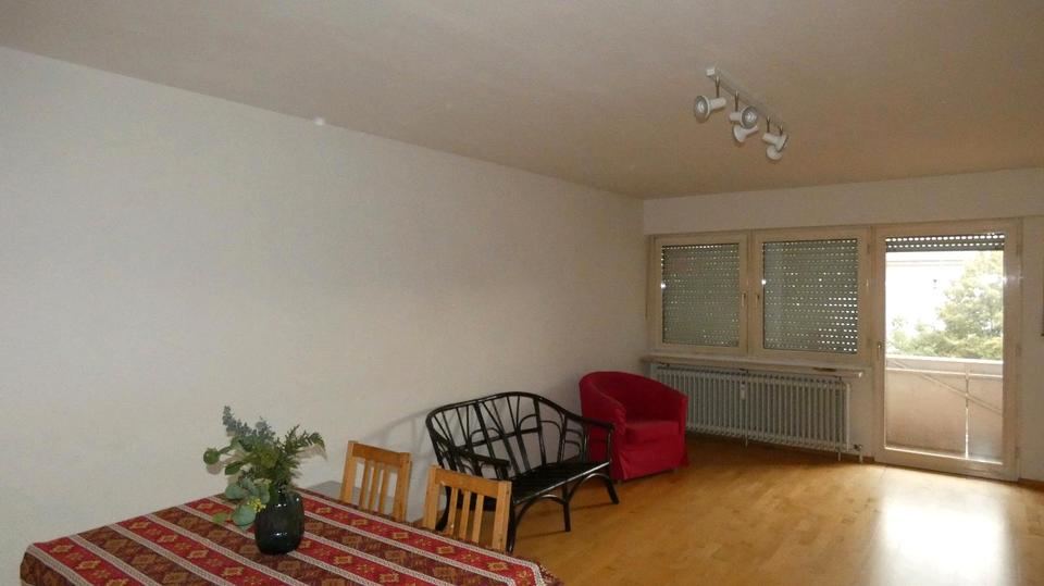 Etagenwohnung Augsburg Oberhausen - 3 Zimmer, 100 m&sup2;, 1.400&euro; | Angebot:26321387