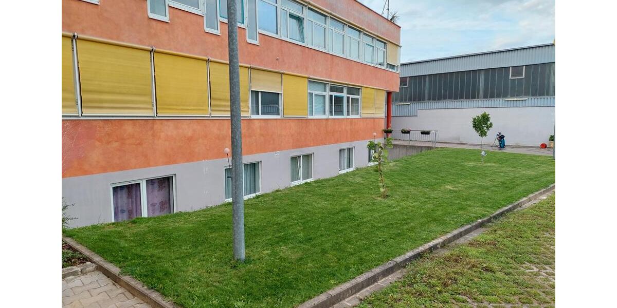 Hochparterre Königsbrunn - 3 Zimmer, 80 m&sup2;, 1.100&euro; | Angebot:26111101
