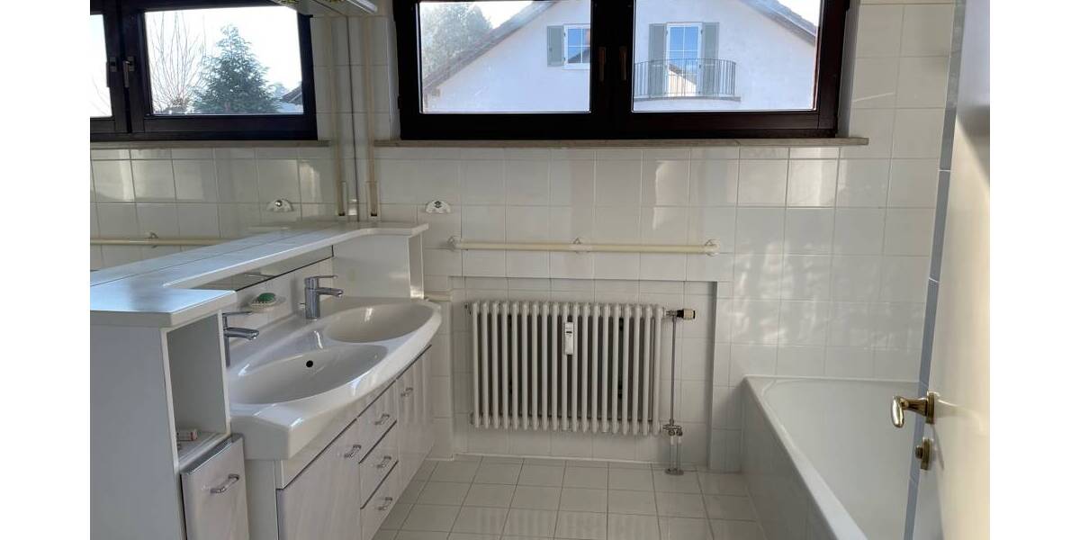 Etagenwohnung Aystetten - 4 Zimmer, 116 m&sup2;, 432.500&euro; | Angebot:25695153