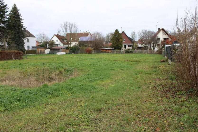 Grundstück zu verkaufen in Stadtbergen 480.000 € 645 m²