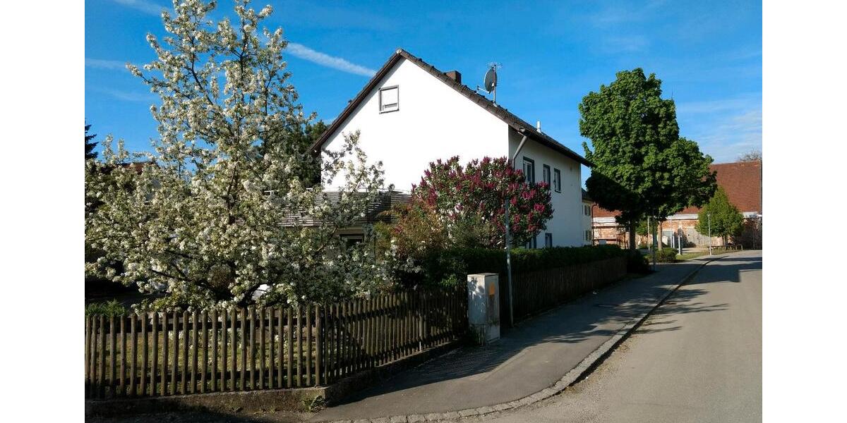 Einfamilienhaus Adelshofen - 5.5 Zimmer, 143 m&sup2;, 650.000&euro; | Angebot:26124141