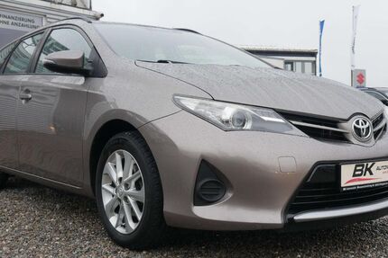 Toyota Auris 160.200 km 6.990 &euro; Königsbrunn 86343