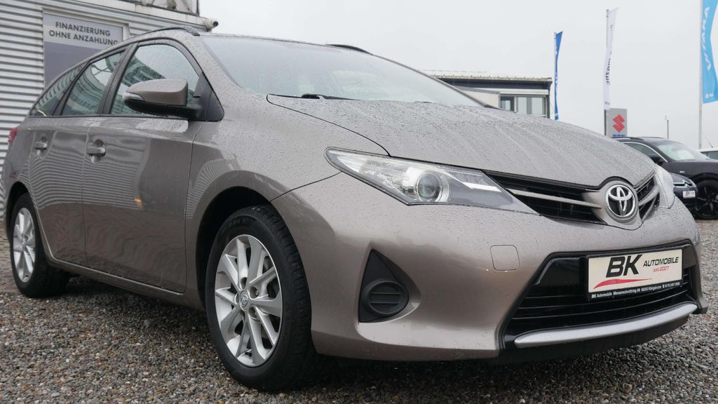 Toyota Auris 160.200 km 7.990 € Königsbrunn 86343